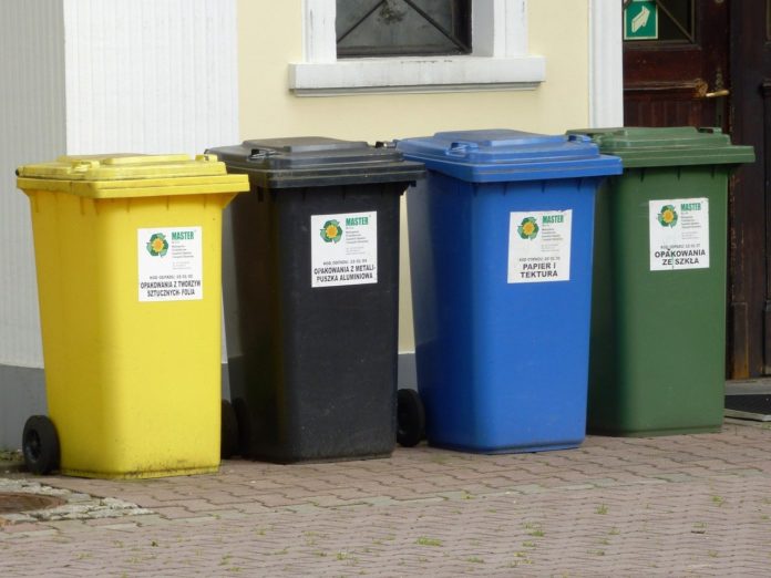 containers-377030_1280